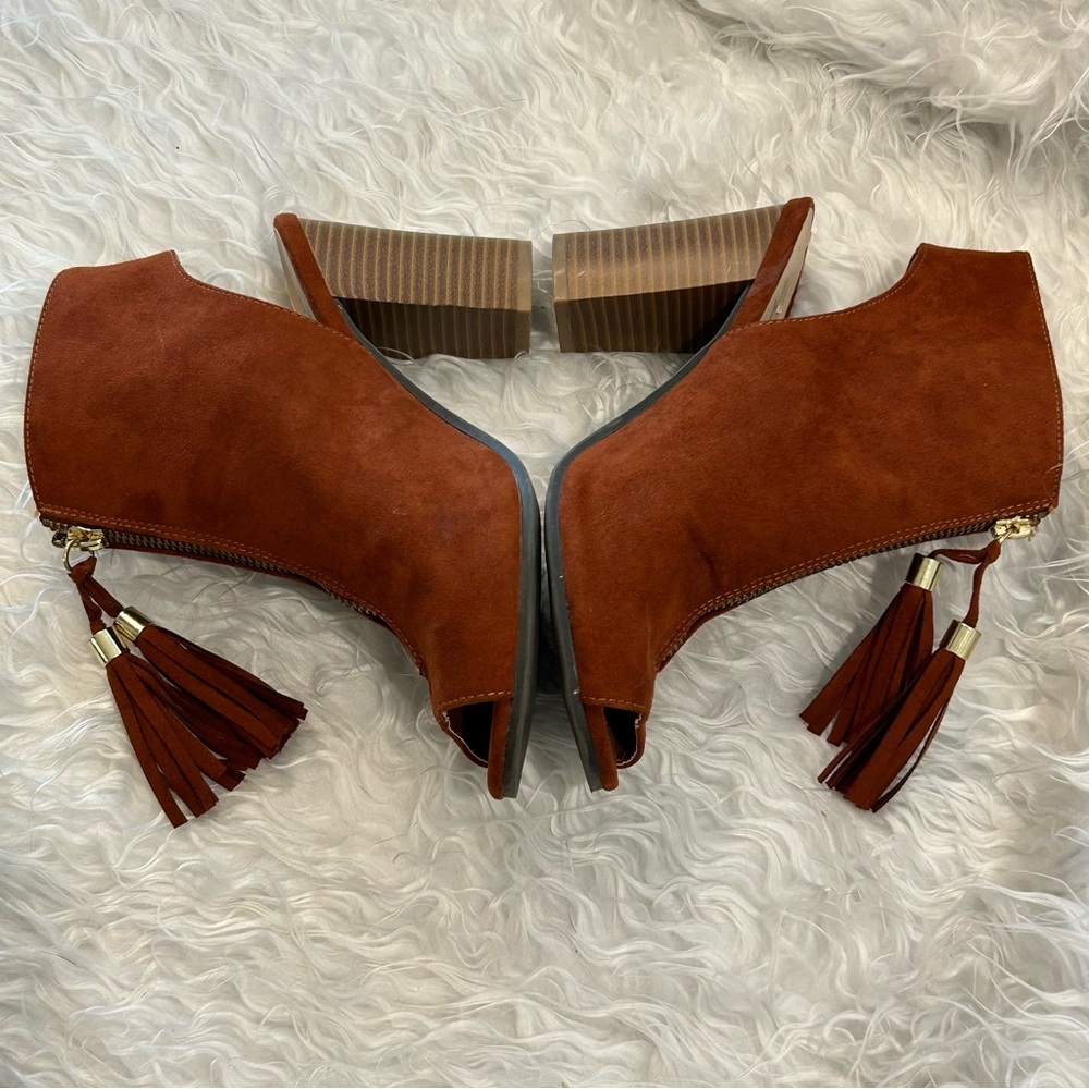 Qupid Women’s Brown Booties Faux Suede Boots Open Toe Tassels Stacked Heel 6 - Picture 2 of 13